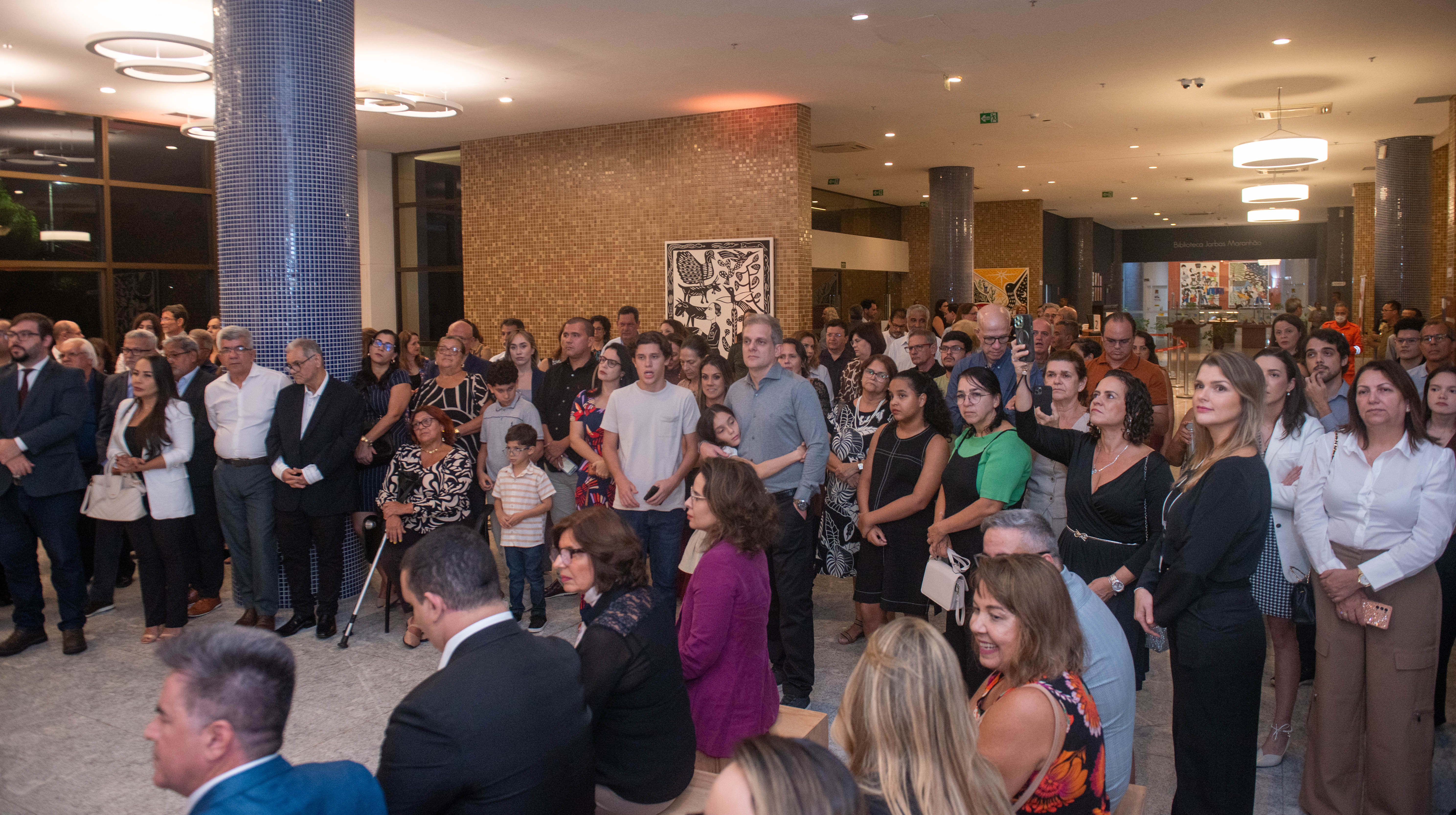 Público que prestigiou o lançamento dos Cadernos Esmape. 