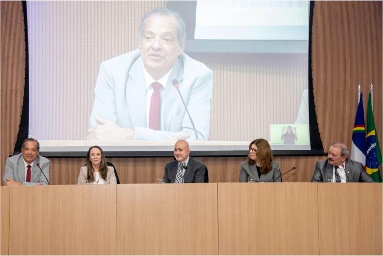 Foto da notícia - Votação dos enunciados da 1ª Jornada de Direito de Família e Sucessões dos Magistrados e Magistradas de Primeiro Grau do TJPE está aberta