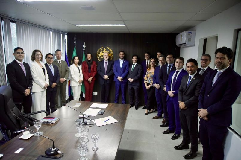 Foto da notícia - Presidente do TJPE reforça parceria com Defensoria Pública para ampliar ações do Programa Pernambuco Faz Justiça