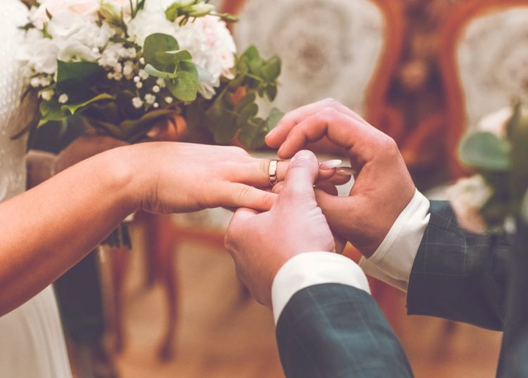 Foto da notícia - TJPE abre inscrições para casamento coletivo em Paulista com 180 vagas disponíveis