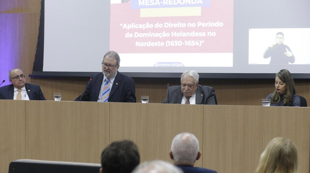 Foto da notícia - Período holandês no Nordeste é debatido durante evento promovido pelo Memorial da Justiça do TJPE