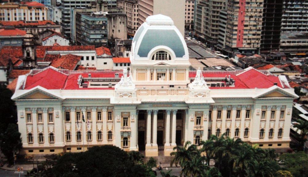 Foto da notícia - Preservação e Memória - TJPE lança livro sobre o Palácio da Justiça nesta terça-feira (8/10)