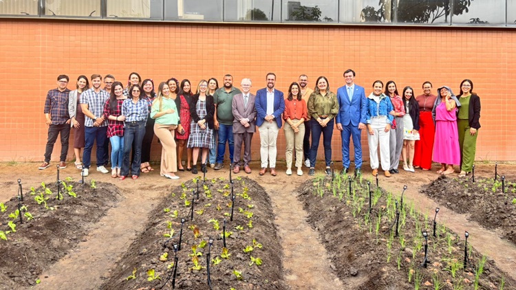Foto da notícia - Fórum de Caruaru realiza plantio de mudas na 17ª Semana do Meio Ambiente