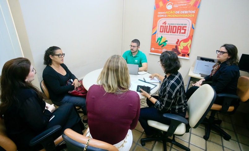 Foto da notícia - Programa Proendividados do Nupemec/TJPE encerra ação com 70% de acordos realizados e mais de R$135 mil negociados 